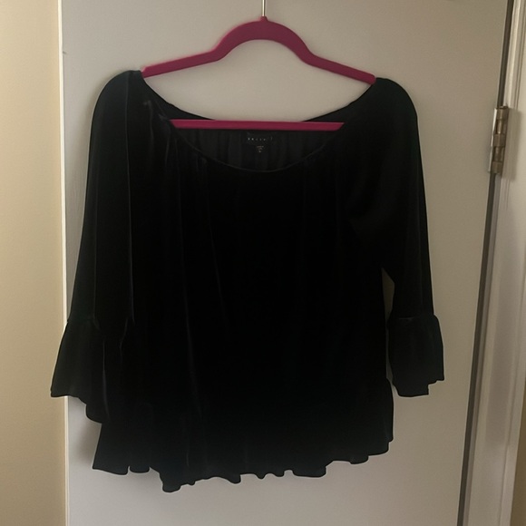 EUC🔥Off-Shoulder RICH VELVET BOHO TOP - Small - Picture 6 of 8
